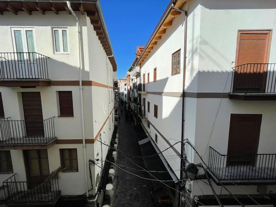 Apto. A Estrenar En El Centro 2 Hab Y 1 Bano Castro Urdiales Exteriér fotografie